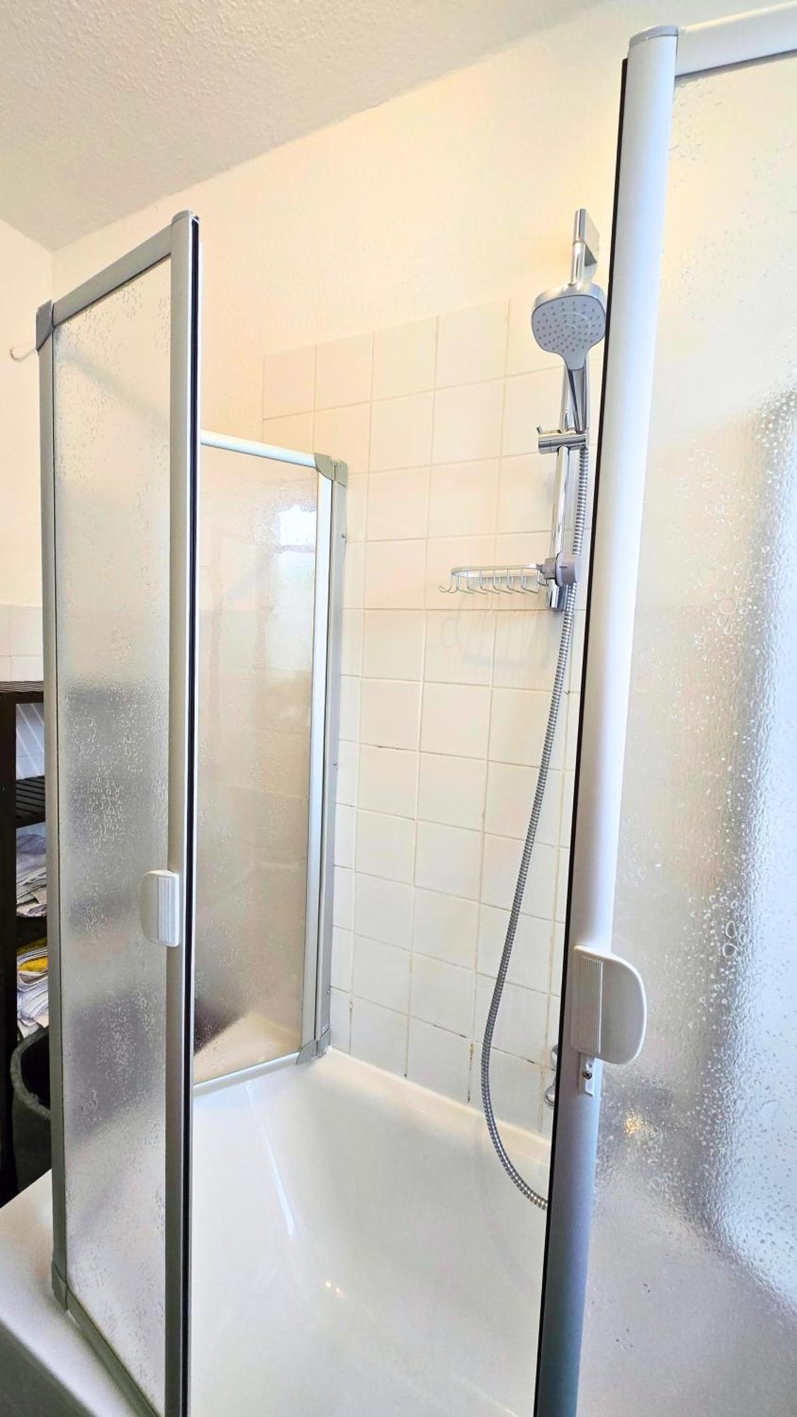 Beautiful Cozy 1-Room Apartment, Near Rhine Düsseldorf Eksteriør bilde